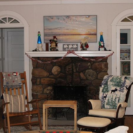 The Hillside B&B. Home W/ Breakfast Service! Wisconsin Dells Exterior foto